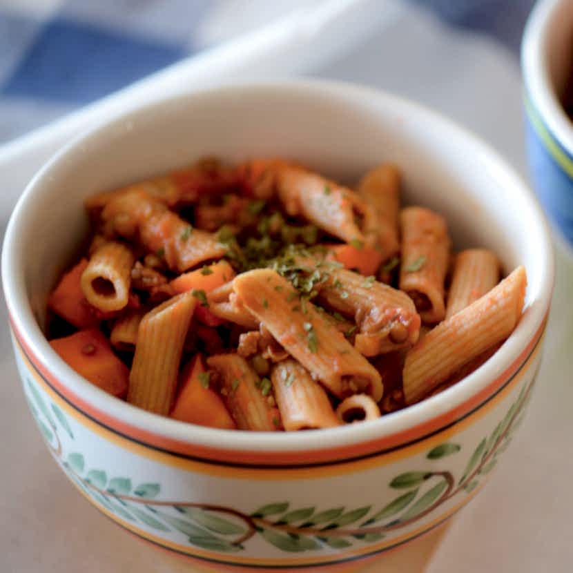 Vegetarian Penne Bolognese - recipe by Lumaflow